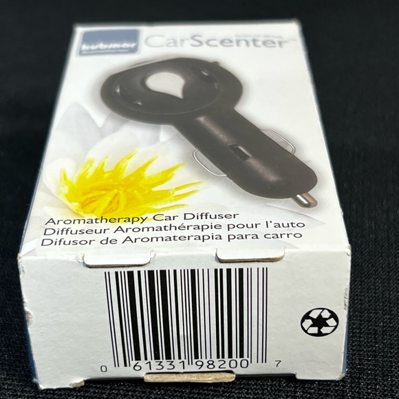 Car Scenter Plug in Air Diffuser Freshener Essential Oils - Picture 2 of 6